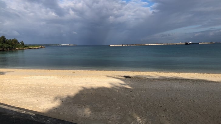 宮古島砂浜風景